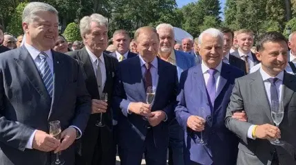 Элита Украины с 1991 года предлагает разделить страну на 5 частей Элита Украины с 1991 года предлагает разделить страну на 5 частей