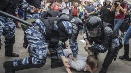 «Это пощечина немцам»: эксперт о реакции на разгон оппозиции в РФ «Это пощечина немцам»: эксперт о реакции на разгон оппозиции в РФ