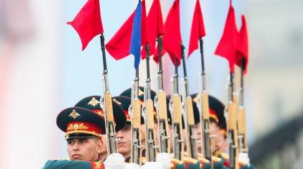 Парад Победы и голосование по Конституции могут пройти в один день Парад Победы и голосование по Конституции могут пройти в один день