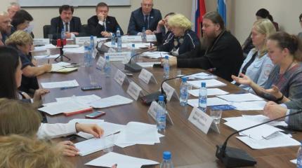Большинство «общественных палат»-против закона о насилии над семьей Большинство «общественных палат»-против закона о насилии над семьей