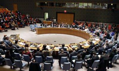 Иран дразнит Запад ракетами и зовет туристов из России Иран дразнит Запад ракетами и зовет туристов из России