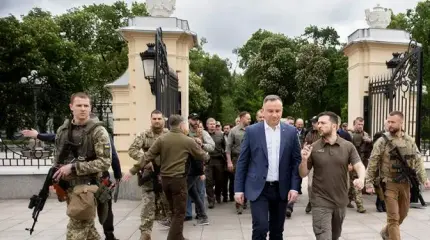 Став «любимой нахлебницей» ЕС, Украина отодвинет от корыта всех других Став «любимой нахлебницей» ЕС, Украина отодвинет от корыта всех других