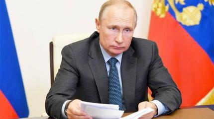 Из Путина могут делать нового Брежнева Из Путина могут делать нового Брежнева