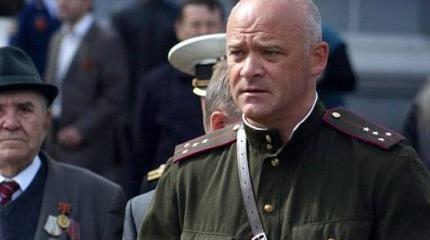 Недопропетлял. На мэра Одессы Труханова надели электронный браслет Недопропетлял. На мэра Одессы Труханова надели электронный браслет