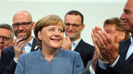 Меркель остается у власти