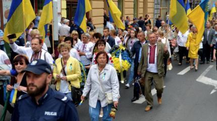 Национал-пропаганда для украинских заробитчан в Польше Национал-пропаганда для украинских заробитчан в Польше