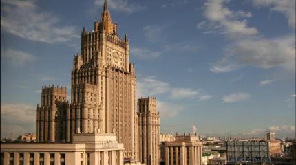 Русские идут: в посольстве России посмеялись над MI5 Русские идут: в посольстве России посмеялись над MI5