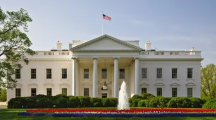 США грозят России и Китаю санкциями за кибератаки США грозят России и Китаю санкциями за кибератаки