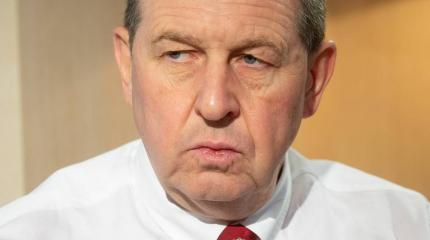 Илларионов: НАТО расписывается в своей беспомощности перед Россией Илларионов: НАТО расписывается в своей беспомощности перед Россией