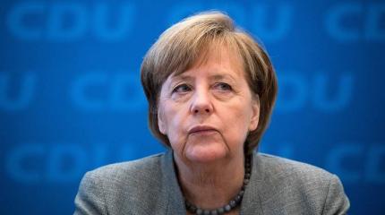 Ангела Меркель никогда не признает Крым российским по личным мотивам Ангела Меркель никогда не признает Крым российским по личным мотивам