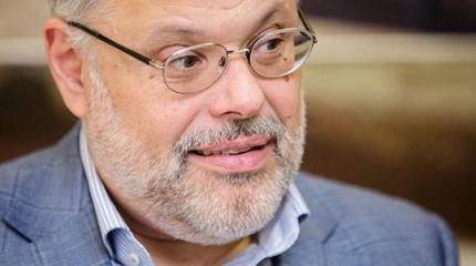 Хазин рассказал о положении Трампа после вспыхнувших в США беспорядках Хазин рассказал о положении Трампа после вспыхнувших в США беспорядках