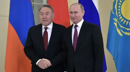 Назарбаев поделится с Путиным стратегией транзита власти