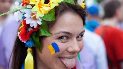 Откровения киевлянки: Первомай властям не нужен, они устроят гей-парад Откровения киевлянки: Первомай властям не нужен, они устроят гей-парад
