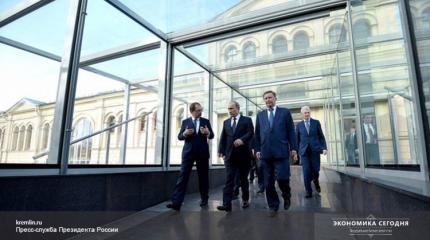 Спустя 15 лет: беды и победы «путинской России» Спустя 15 лет: беды и победы «путинской России»