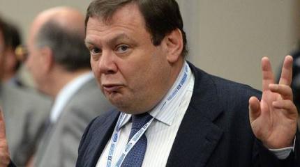 Михаил Фридман об «исчезновении» банков через 10 лет Михаил Фридман об «исчезновении» банков через 10 лет