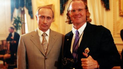 Американский фотограф Питер Тёрнли: я увидел истинное лицо Путина Американский фотограф Питер Тёрнли: я увидел истинное лицо Путина