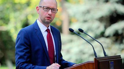 Яценюк предлагает штрафовать корабли, побывавшие в Крыму Яценюк предлагает штрафовать корабли, побывавшие в Крыму