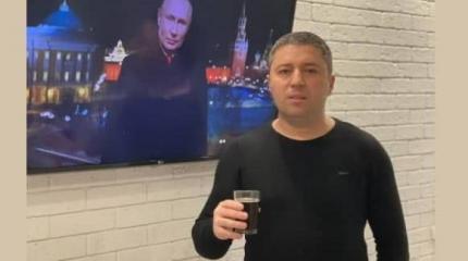 От СБУ требуют наказать одесского депутата за поздравление на фоне Путина От СБУ требуют наказать одесского депутата за поздравление на фоне Путина