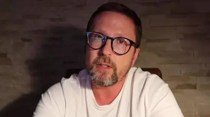 «Мастер по переобуванию»: почему Анатолий Шарий потерял доверие аудитории «Мастер по переобуванию»: почему Анатолий Шарий потерял доверие аудитории