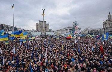 «День достоинства и свободы». Украинские СМИ о годовщине Майдана «День достоинства и свободы». Украинские СМИ о годовщине Майдана