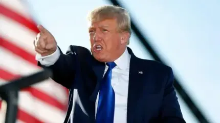 Трамп грозится оставить США без правительства Трамп грозится оставить США без правительства