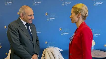 Армению прибирает к рукам Запад и готовит её к фальсификации выборов