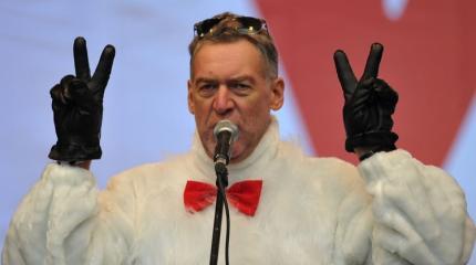 Россияне жестко высмеяли заявление Троицкого о судьбе Путина Россияне жестко высмеяли заявление Троицкого о судьбе Путина