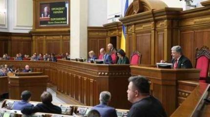 Итоги недели. Шпионские страсти, тучи зрад, сомнительные перемоги Итоги недели. Шпионские страсти, тучи зрад, сомнительные перемоги