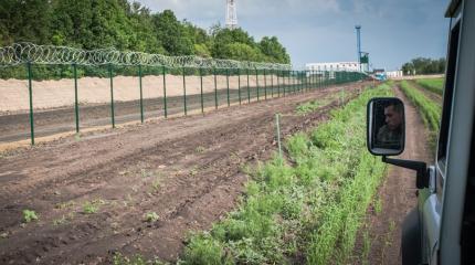 Отдать полуостров России: Украина решила навсегда отгородиться от Крыма