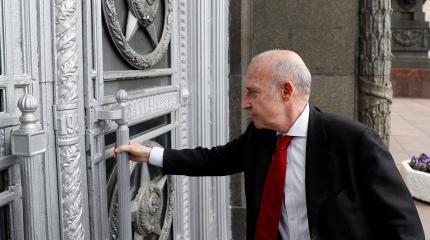 Посол Италии Стараче прибыл в МИД России Посол Италии Стараче прибыл в МИД России