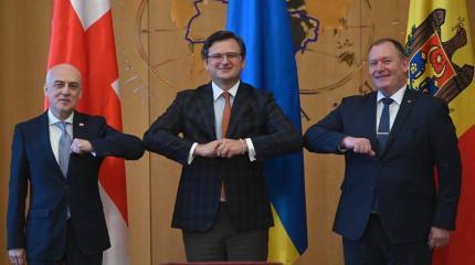 Украина, Молдавия и Грузия, словно лебедь, рак и щука, на пути в Европу Украина, Молдавия и Грузия, словно лебедь, рак и щука, на пути в Европу