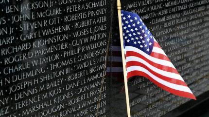 СМИ США: Упадок Демократии в Америке СМИ США: Упадок Демократии в Америке