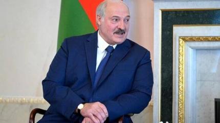 Лукашенко предложил беглой оппозиции вернуться и встать на колени Лукашенко предложил беглой оппозиции вернуться и встать на колени