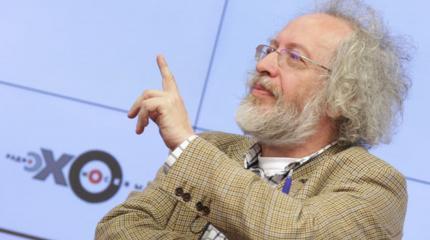 Венедиктов о наградах Порошенко «героям» АТО: а арестованному в Италии? Венедиктов о наградах Порошенко «героям» АТО: а арестованному в Италии?
