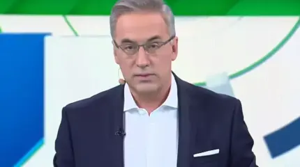 Норкин высмеял украинскую пропаганду анекдотом про «еврейского мужа» Норкин высмеял украинскую пропаганду анекдотом про «еврейского мужа»