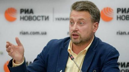 Землянский: Украина должна забыть про Крым и потребовать у РФ компенсацию Землянский: Украина должна забыть про Крым и потребовать у РФ компенсацию