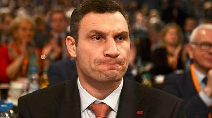 Киевляне потребовали от Кличко прекратить декоммунизацию улиц Киевляне потребовали от Кличко прекратить декоммунизацию улиц