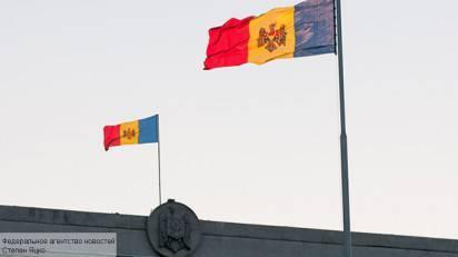 В Кишиневе проходит многотысячная акция протеста В Кишиневе проходит многотысячная акция протеста