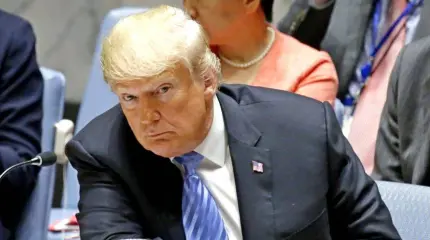Трамп толкает Иран под новый удар Трамп толкает Иран под новый удар