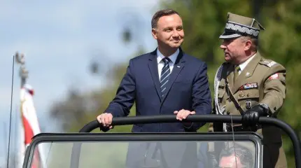 Польша использует годовщину "чуда на Висле" для давления на Украину Польша использует годовщину "чуда на Висле" для давления на Украину