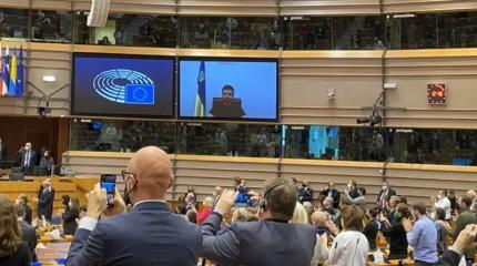 Депутат Европарламента: Зеленский обнаглел, поеду в Госдуму на переговоры