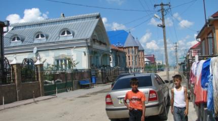 На Украине группа цыган избила депутата Кравчука на почве расовой ненависти На Украине группа цыган избила депутата Кравчука на почве расовой ненависти