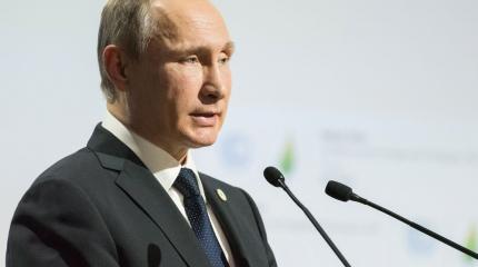 Запад терпит фиаско: Макрон и Трамп вынуждены слушать Путина Запад терпит фиаско: Макрон и Трамп вынуждены слушать Путина