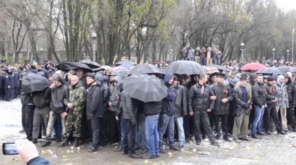«300 запорожцев» сломали хребет фашистской Украине «300 запорожцев» сломали хребет фашистской Украине