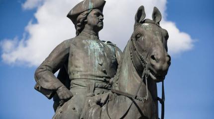 Мытарства бронзового Петра