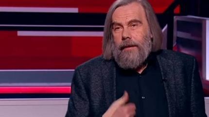 Погребинский: звонок из посольства США вызвал у Зеленского истерику Погребинский: звонок из посольства США вызвал у Зеленского истерику