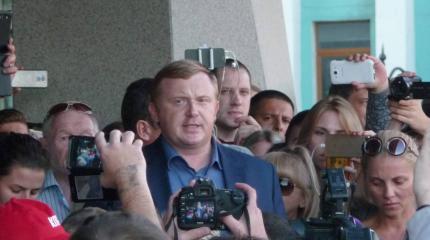 Ищенко знал о нарушениях. Эксперты о недопуске коммуниста до выборов Ищенко знал о нарушениях. Эксперты о недопуске коммуниста до выборов