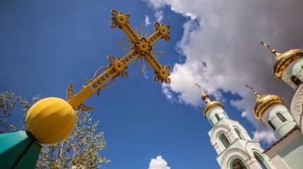 План Киева по расколу провалился: украинцы не поддержали церковь вне России