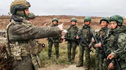 Медаль «За взятие Сеула» чеканить пока рано Медаль «За взятие Сеула» чеканить пока рано