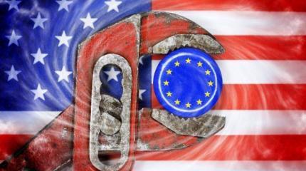 ЕС в ласковых цепях США ЕС в ласковых цепях США